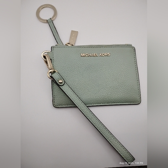Michael Kors Handbags - Michael Kors Mint Green Leather Wristlet/Cardholder